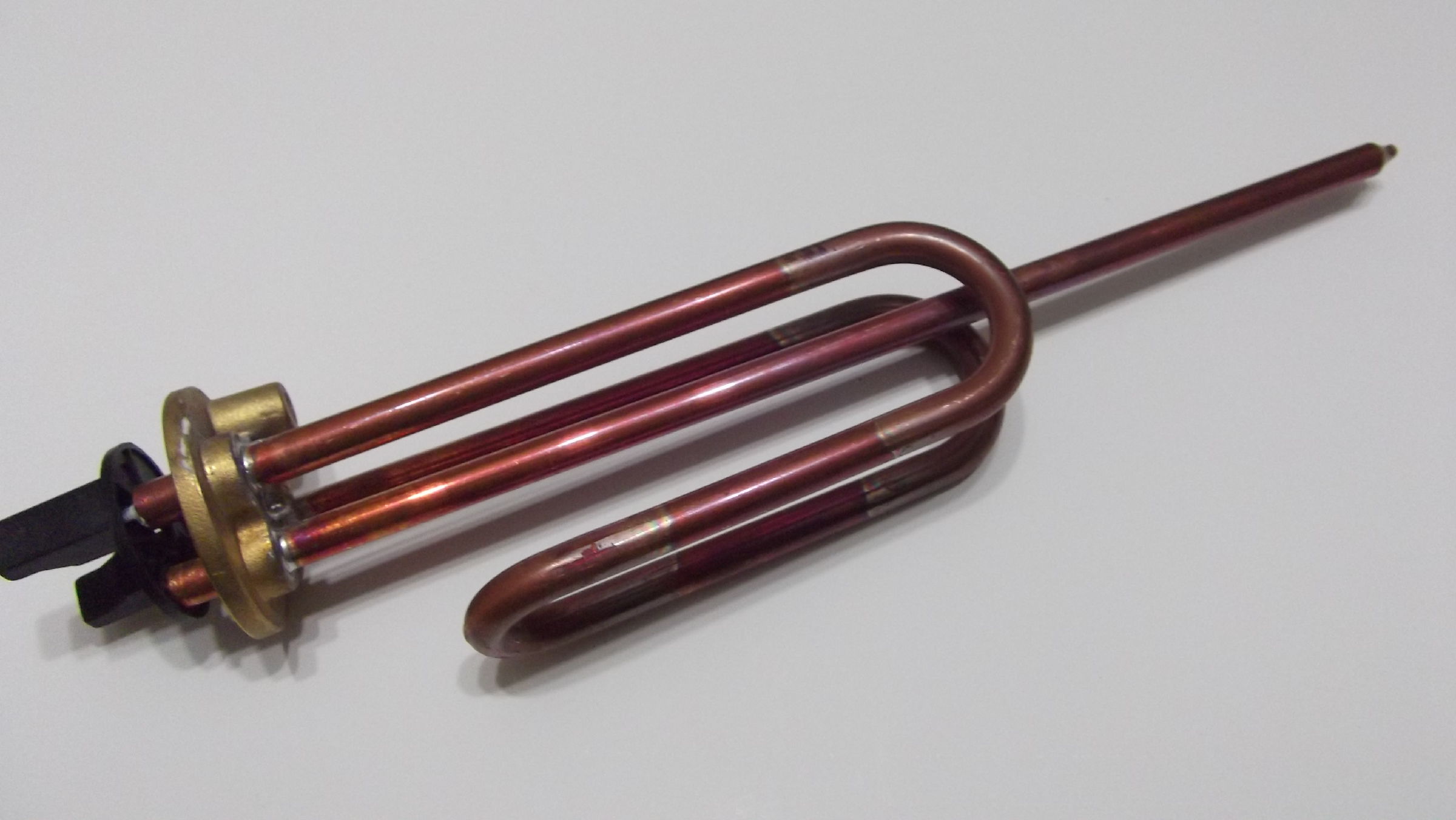 Ariston Elektrikli Termosifon Bakır Rezistans Çıkıntılı , Vidalı , Titanyum Rezistansı