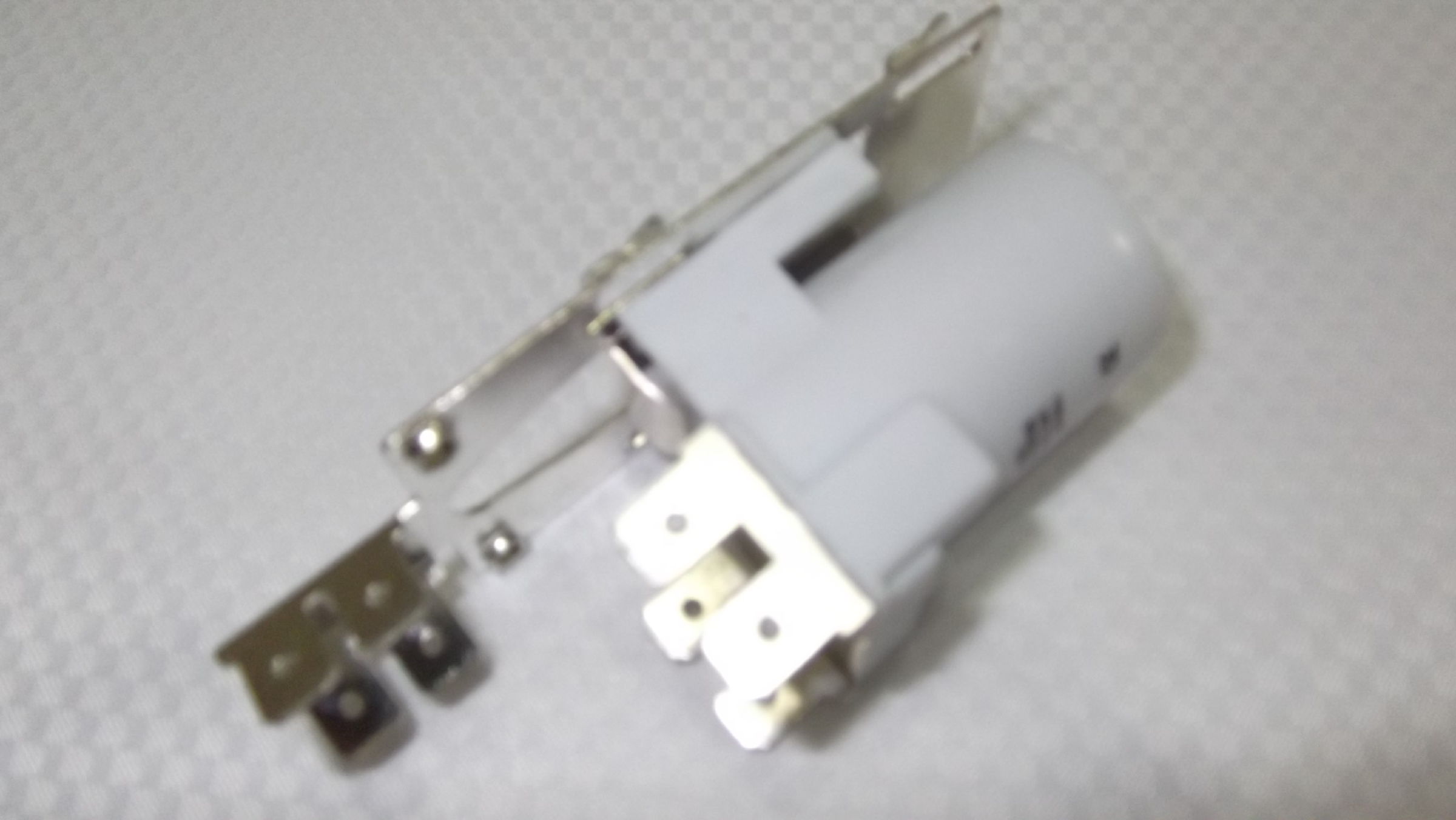 https://www.fullyedekparca.com/Arçelik Bulaşık Makinesi 220 Volt 0,15 uf Parazit Kondansatör ,