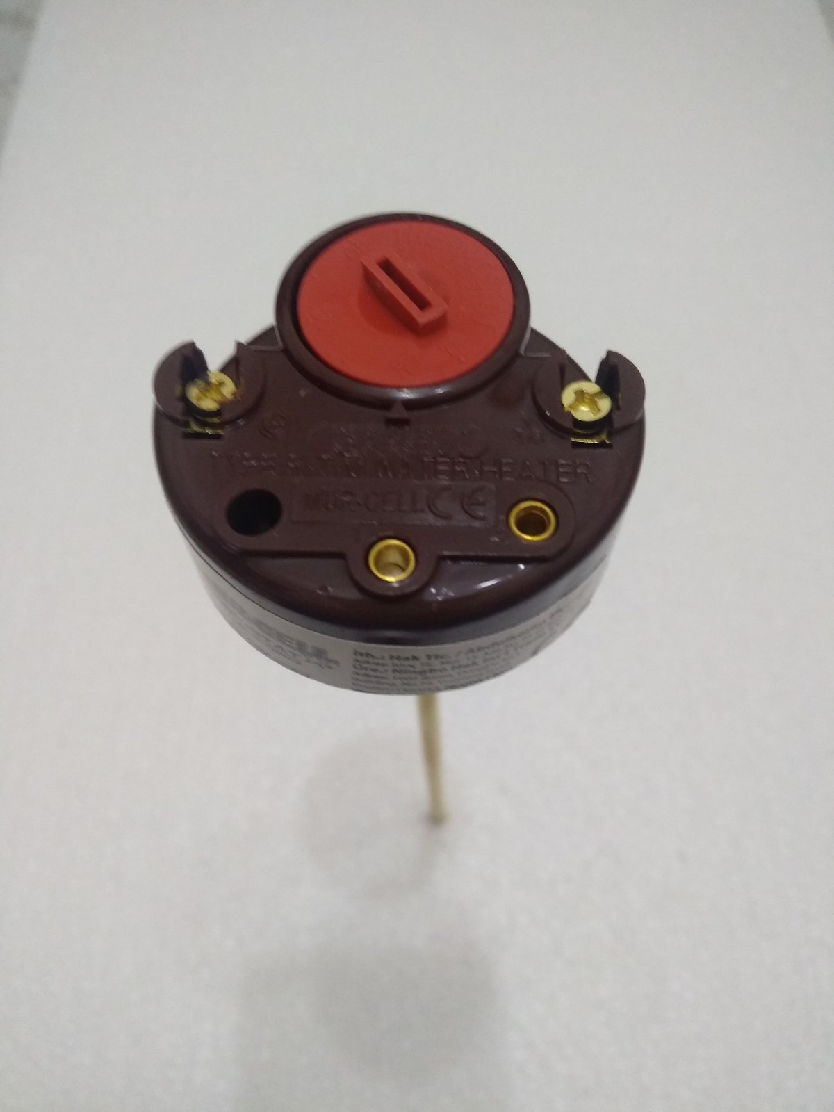 https://www.fullyedekparca.com/Güneş Eneji Sistemi Kazan Termostat 0 - 80 Derece Otomatik