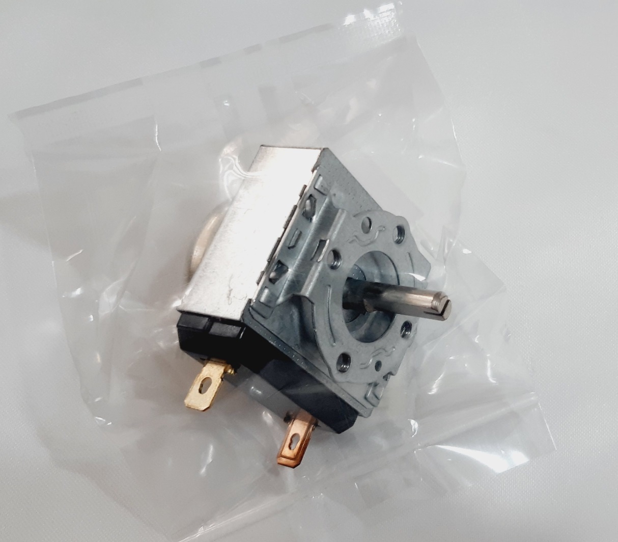 https://www.fullyedekparca.com/Luxell Fırın Zaman Saati , 220 Volt - 16 Amper Fırın Mekanik