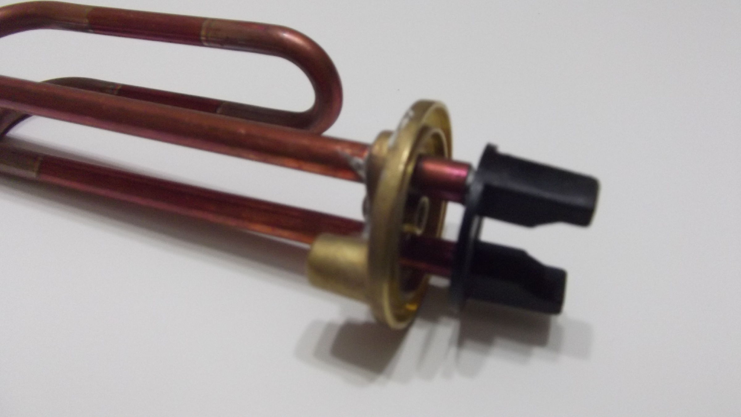 Ariston Elektrikli Termosifon Bakır Rezistans Çıkıntılı , Vidalı , Titanyum Rezistansı