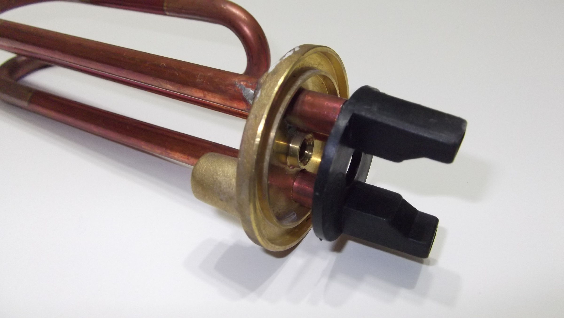 Ariston Elektrikli Termosifon Bakır Rezistans Çıkıntılı , Vidalı , Titanyum Rezistansı