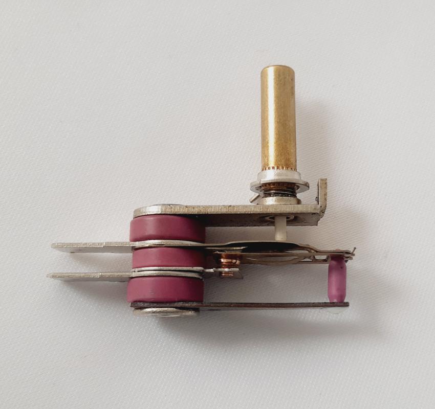 Tost Makinesi 16 Amper Termostat , Mil Uzunluğu 2,5 cm , 220 VOLT -